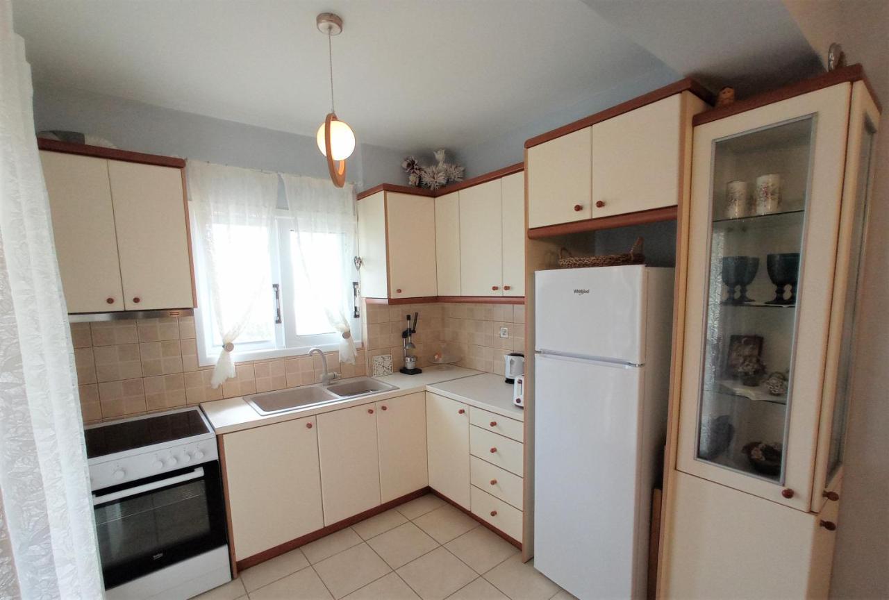 G Apartment In Agia Efimia Buitenkant foto