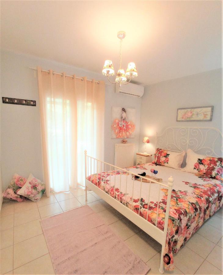 G Apartment In Agia Efimia Buitenkant foto
